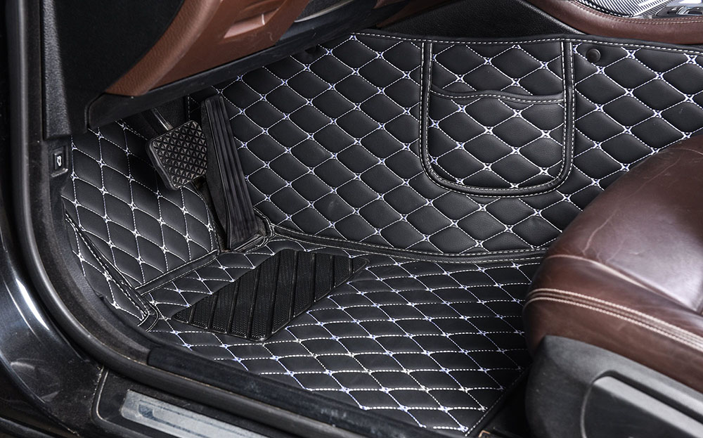 Black and White Stitching Luxury Leather Diamond Car Mats